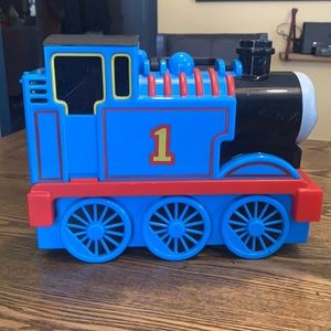 17 Thomas The Train Characters with case